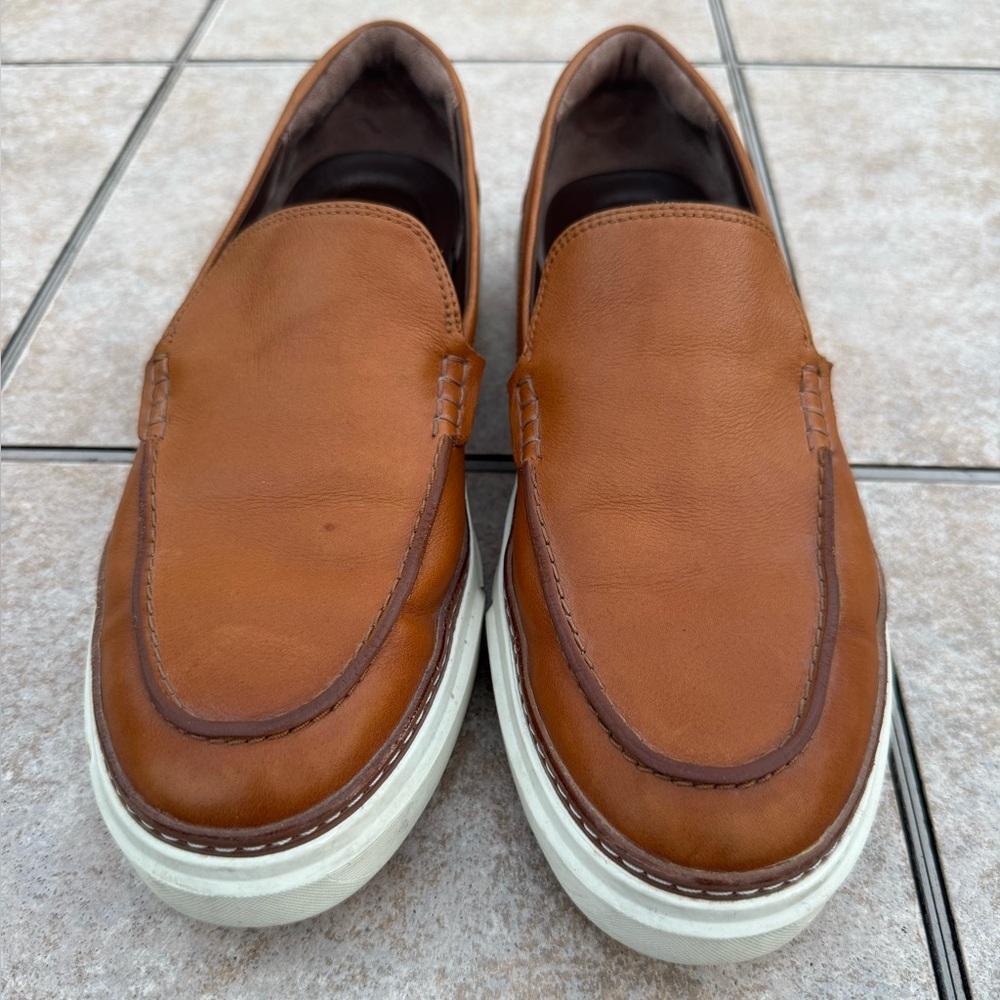 Allen Edmonds Burke Slip-On Shoes - Picture 3 of 13